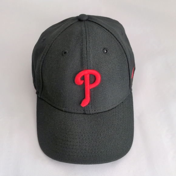 Genuine MLB Philadelphia Phillies Nike Baseball Cap NWOT